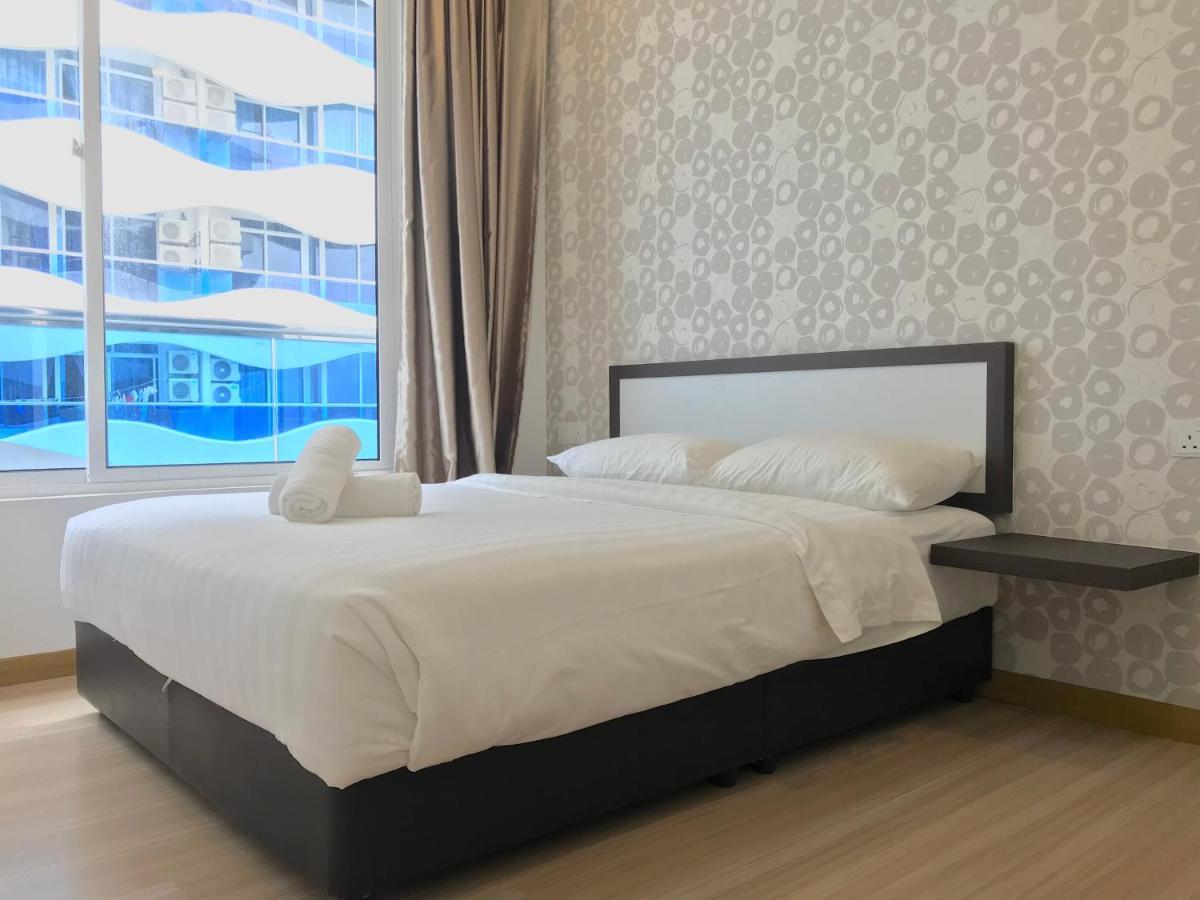 The Wave Suites Melaka Exterior foto