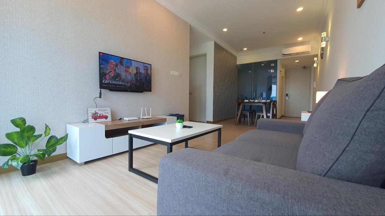The Wave Suites Melaka Exterior foto